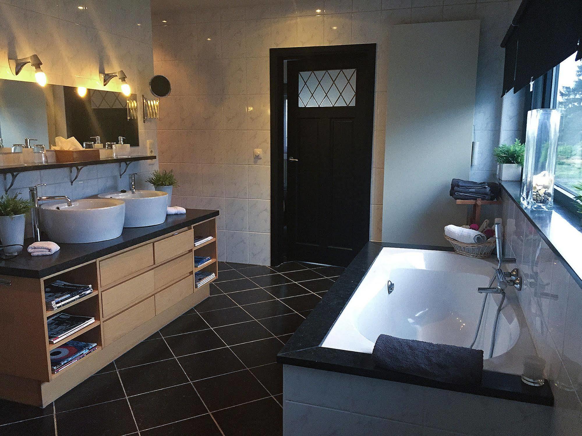 B&B Montenakerhof Riemst Zewnętrze zdjęcie